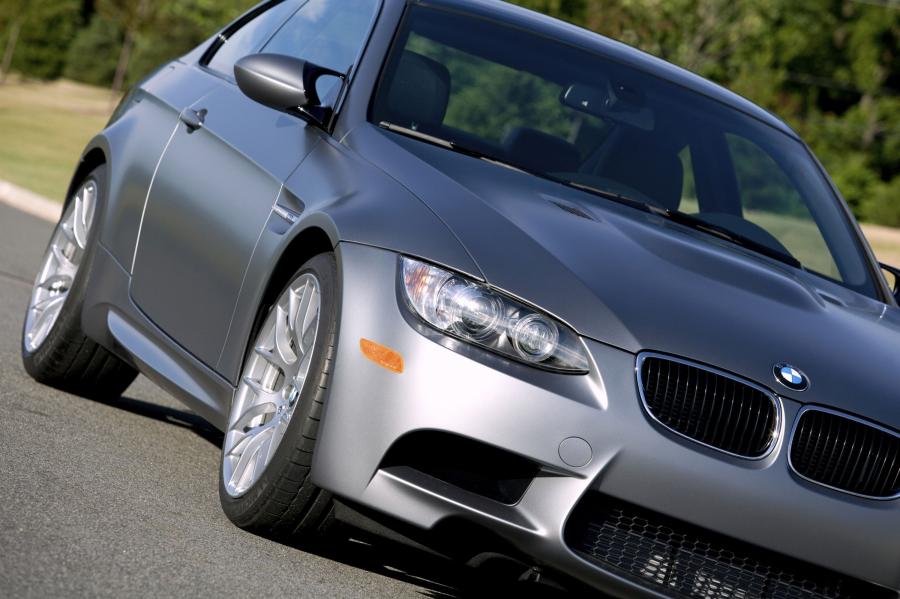  BMW M3 Frozen Gray Coupe 2011 года  (фото 19 из 21)